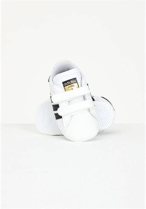 Sneakers Superstar da neonato bianca con dettagli iconici a contrasto ADIDAS ORIGINALS | S79916.